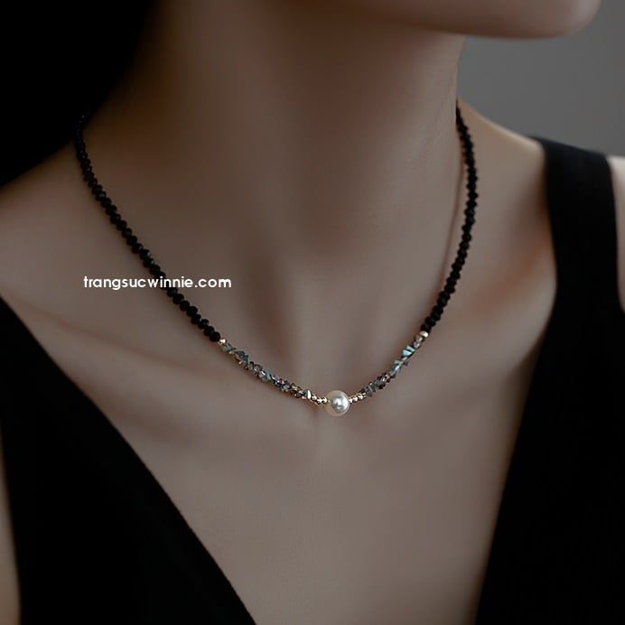  Dây chuyền titan Pha lê đen 