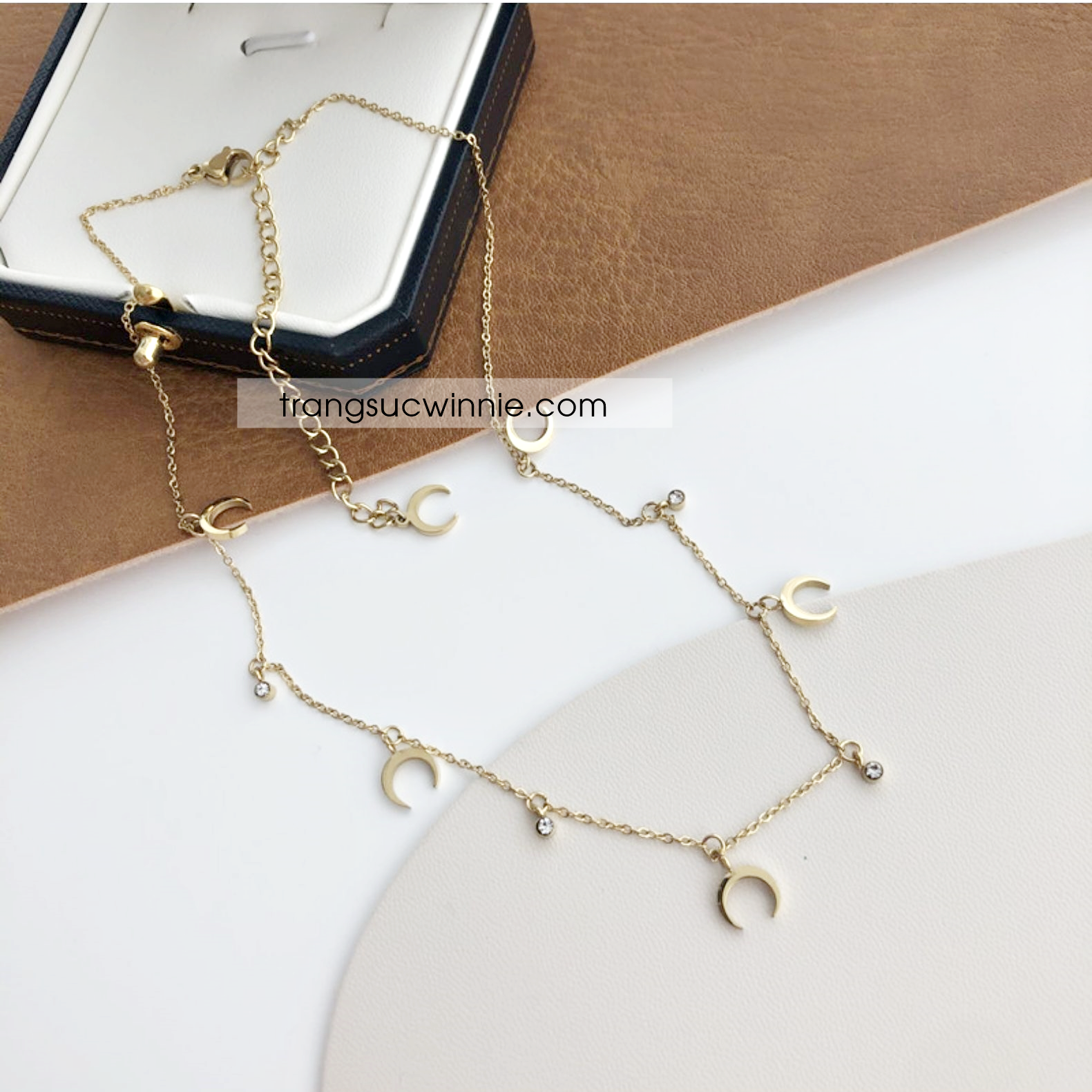  Dây chuyền titan Tiny Cresent 