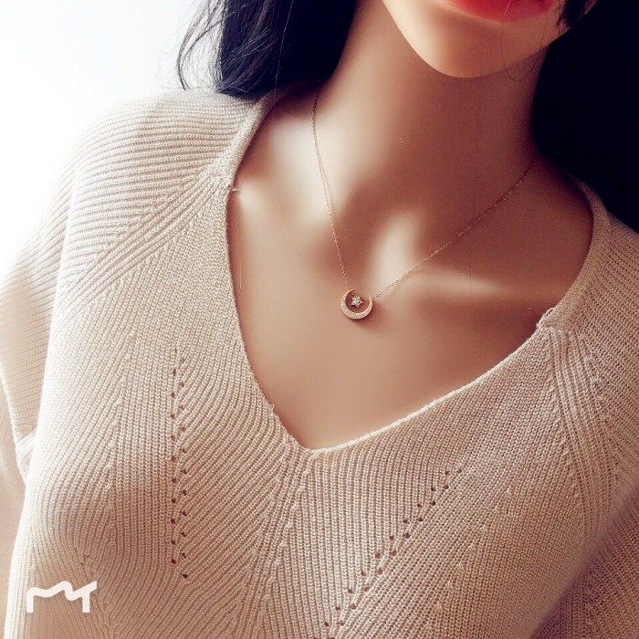  Dây chuyền titan trăng sao 