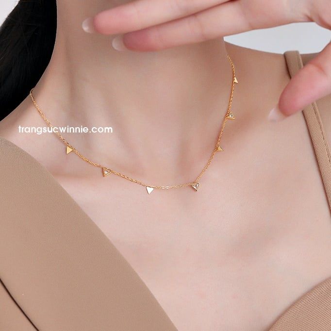  Dây chuyền titan Triangle 