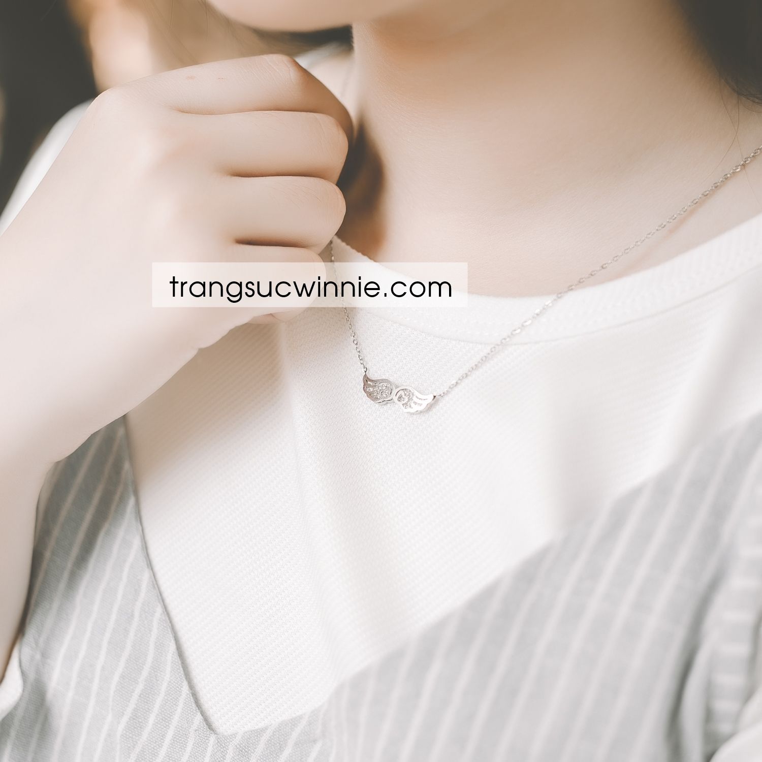 Dây chuyền titan Wings 
