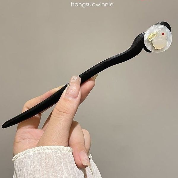  Trâm gỗ thỏ ngọc trăng 