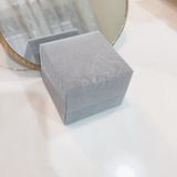  Hộp hoa nhung xám V 