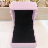  Hôp hoa nhung hồng V 