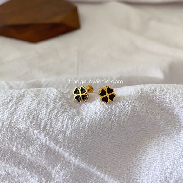  Hoa tai titan Bi Clover đen 