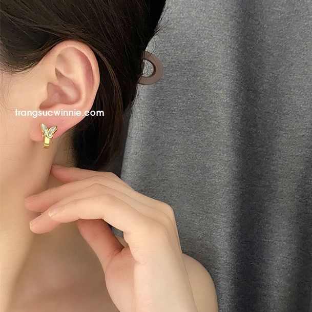  Hoa tai titan Bướm trắng 