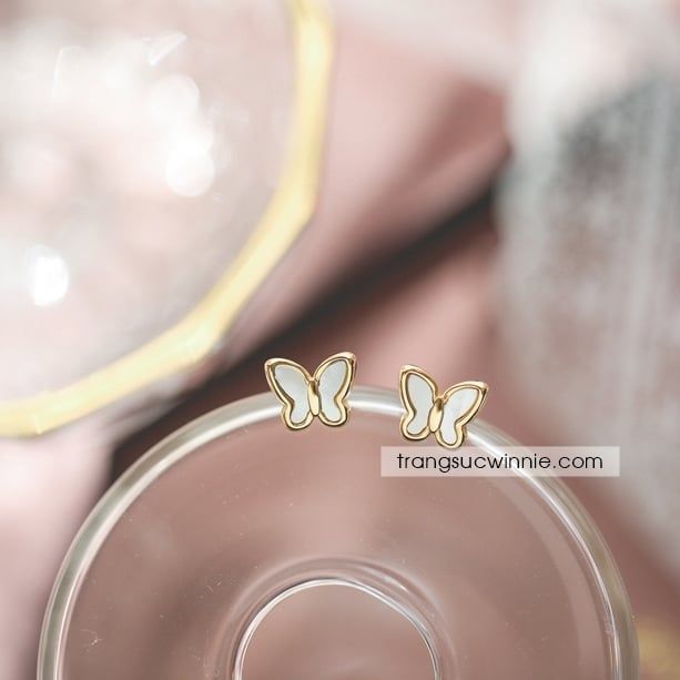  Hoa tai titan Bướm xà cừ 