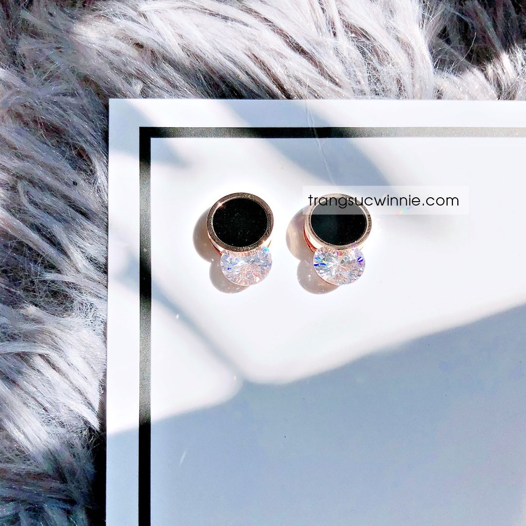  Hoa tai titan Diamond Black 