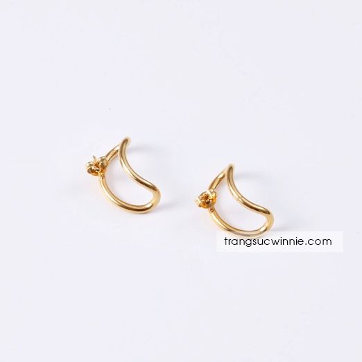  Hoa tai titan Earcuff 