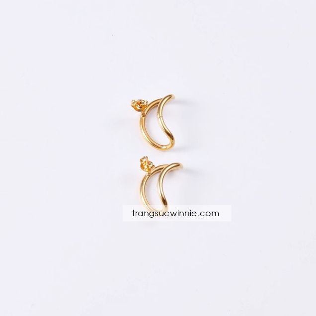  Hoa tai titan Earcuff 