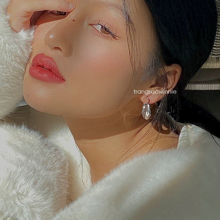  Hoa tai titan Hoodie B 