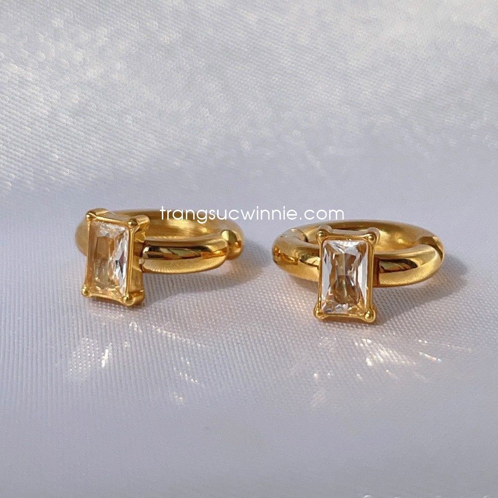  Hoa tai titan Jade vuông 