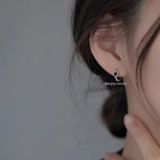  Hoa tai Bạc S925 Khoen tim đen 