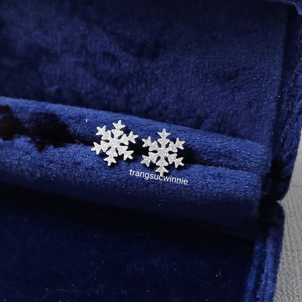  Hoa tai titan Snowflake B 