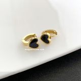  Hoa tai titan Tim khoen đen 