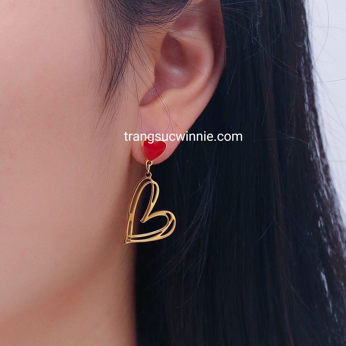  Hoa tai titan Tim đỏ dây 