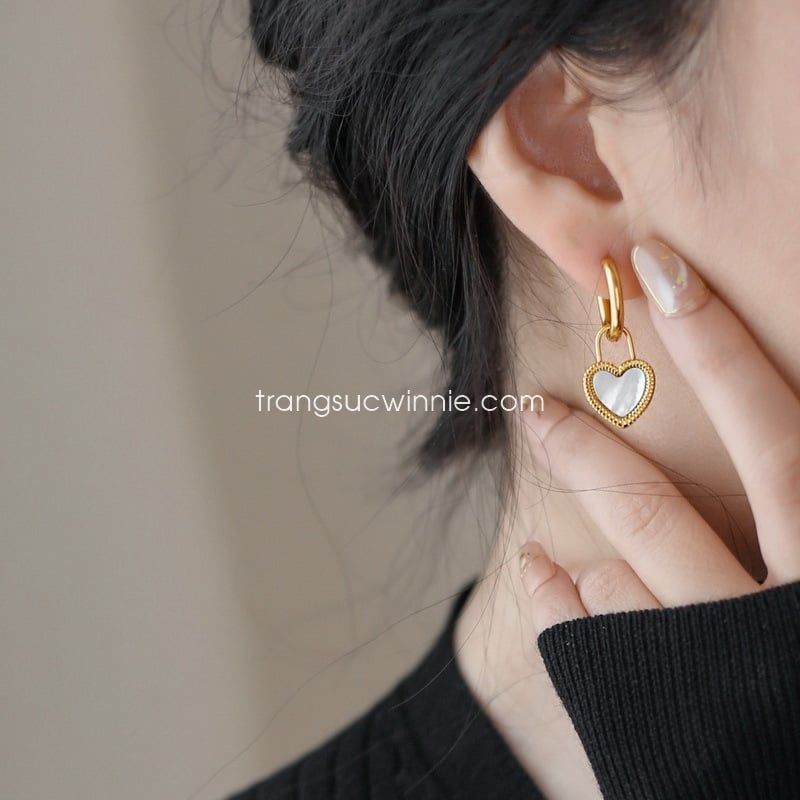  Hoa tai titan Tim đen trắng 