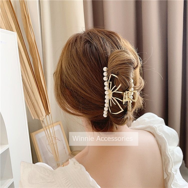  Kẹp tóc nơ vuông ngọc trai 