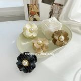  Kẹp nửa Hoa 4 cánh be 