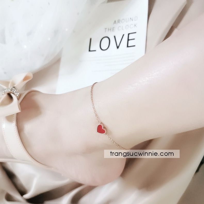  Lắc chân titan tim đỏ đen 