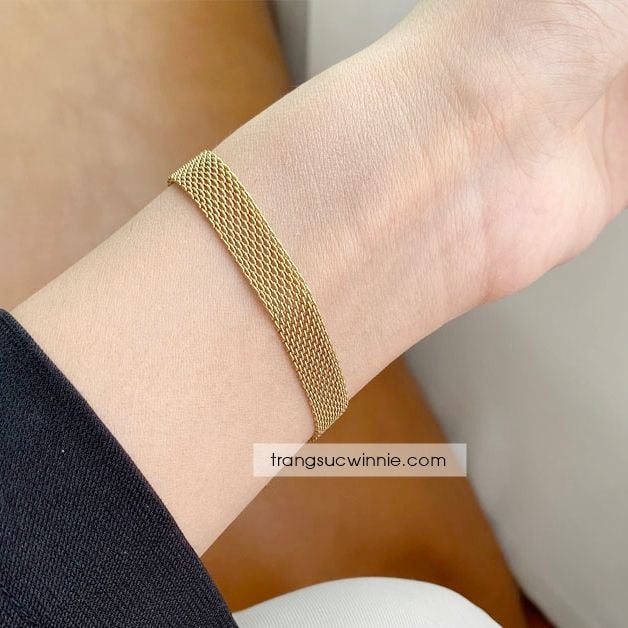  Lắc tay titan anna 