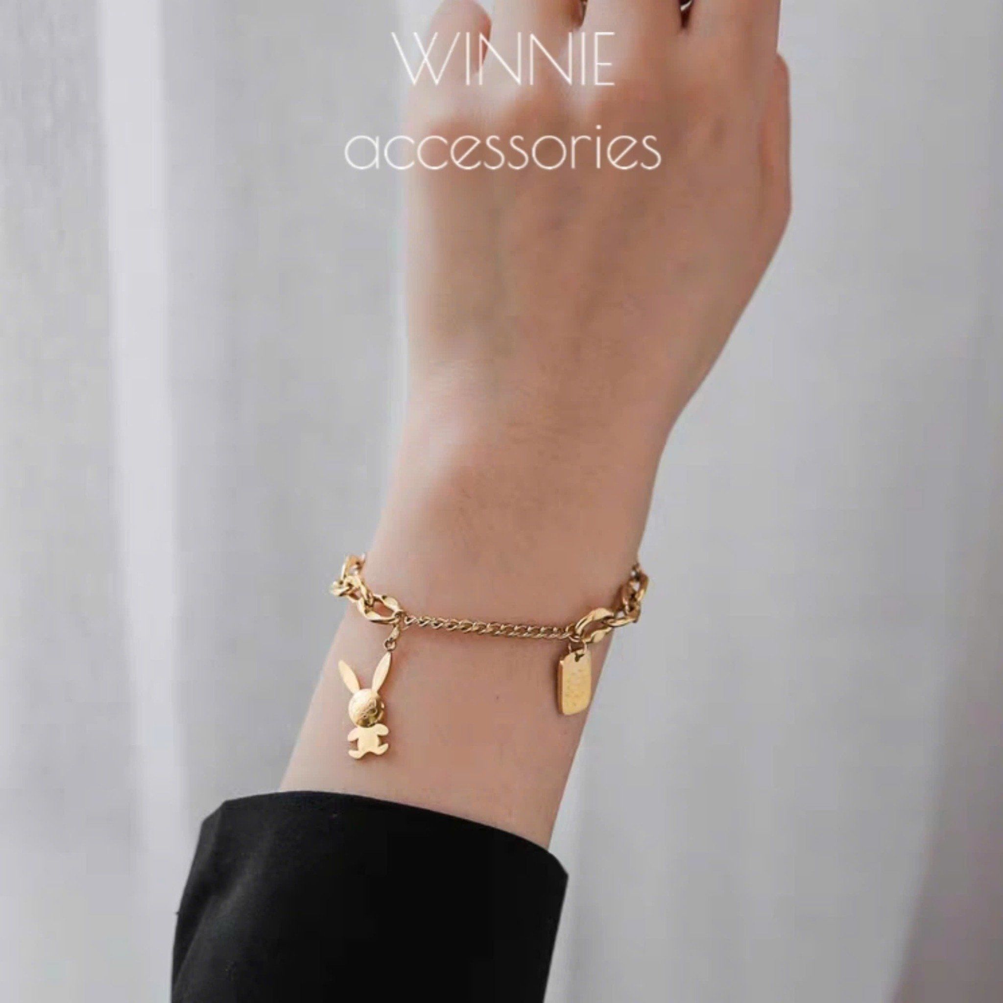  Lắc tay titan Bunny 