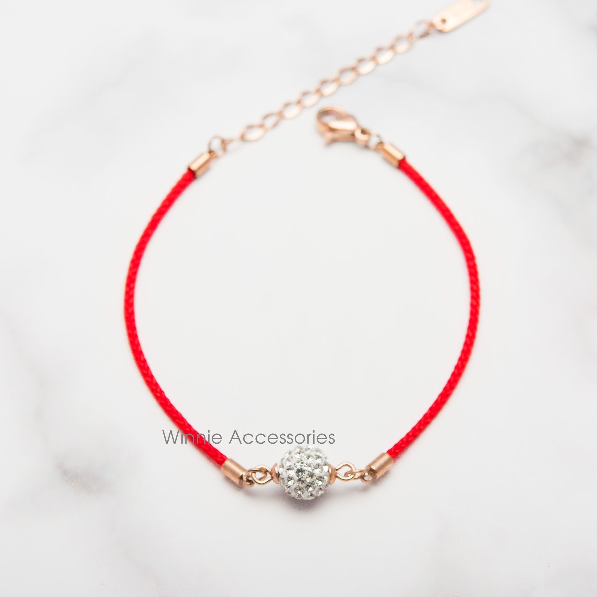  Lắc tay titan Charm redline trắng 