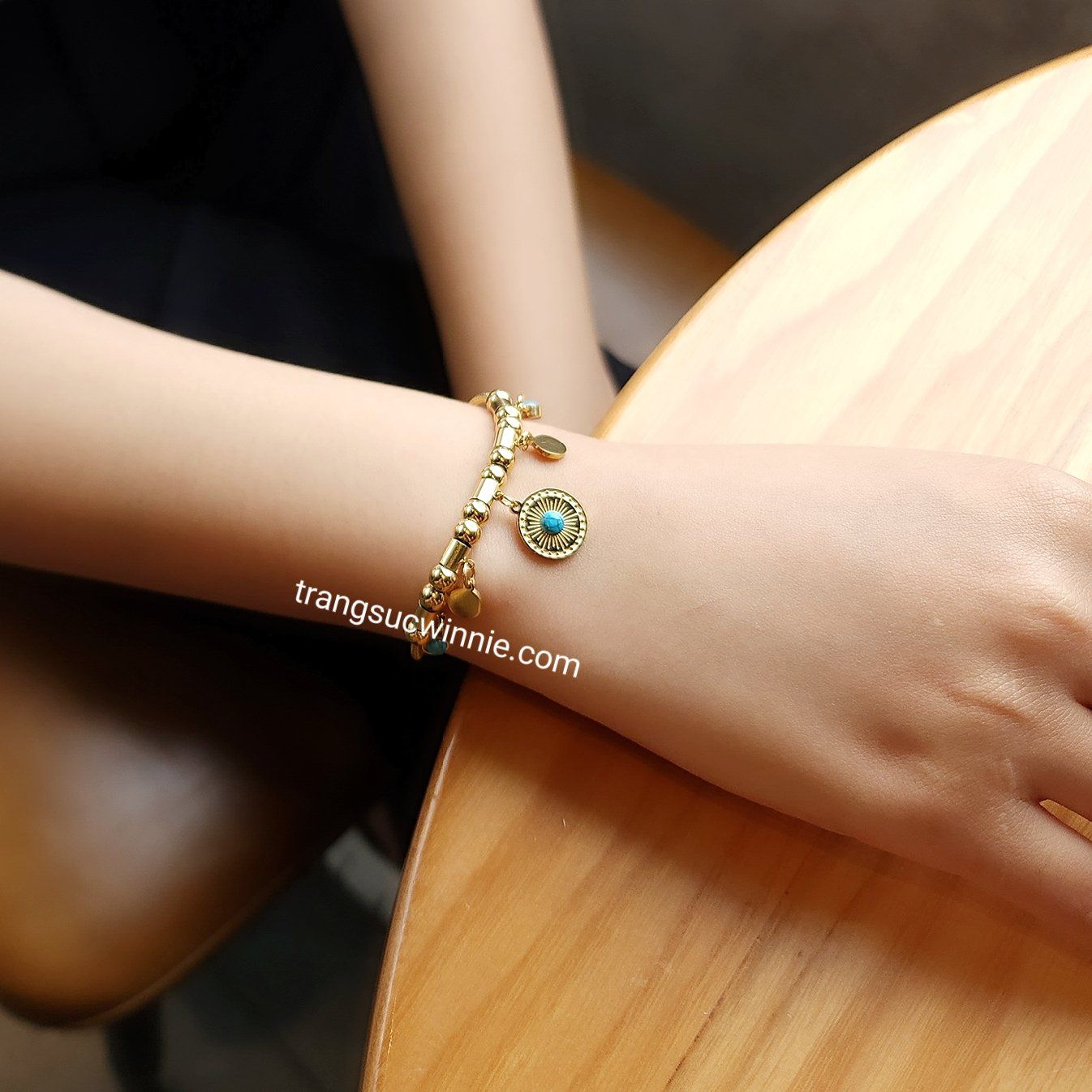  Lắc tay titan Charm xanh 
