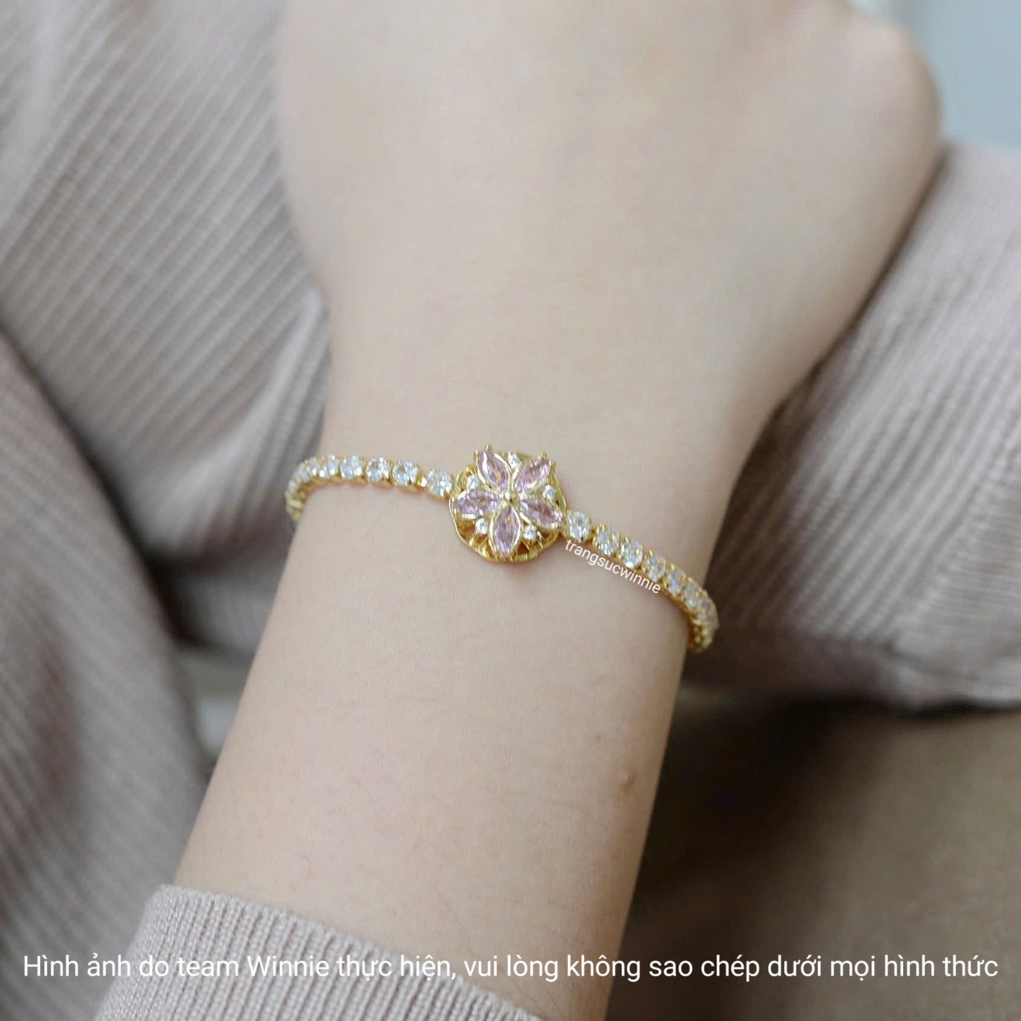  Lắc tay titan Hoa 5 cánh hồng 