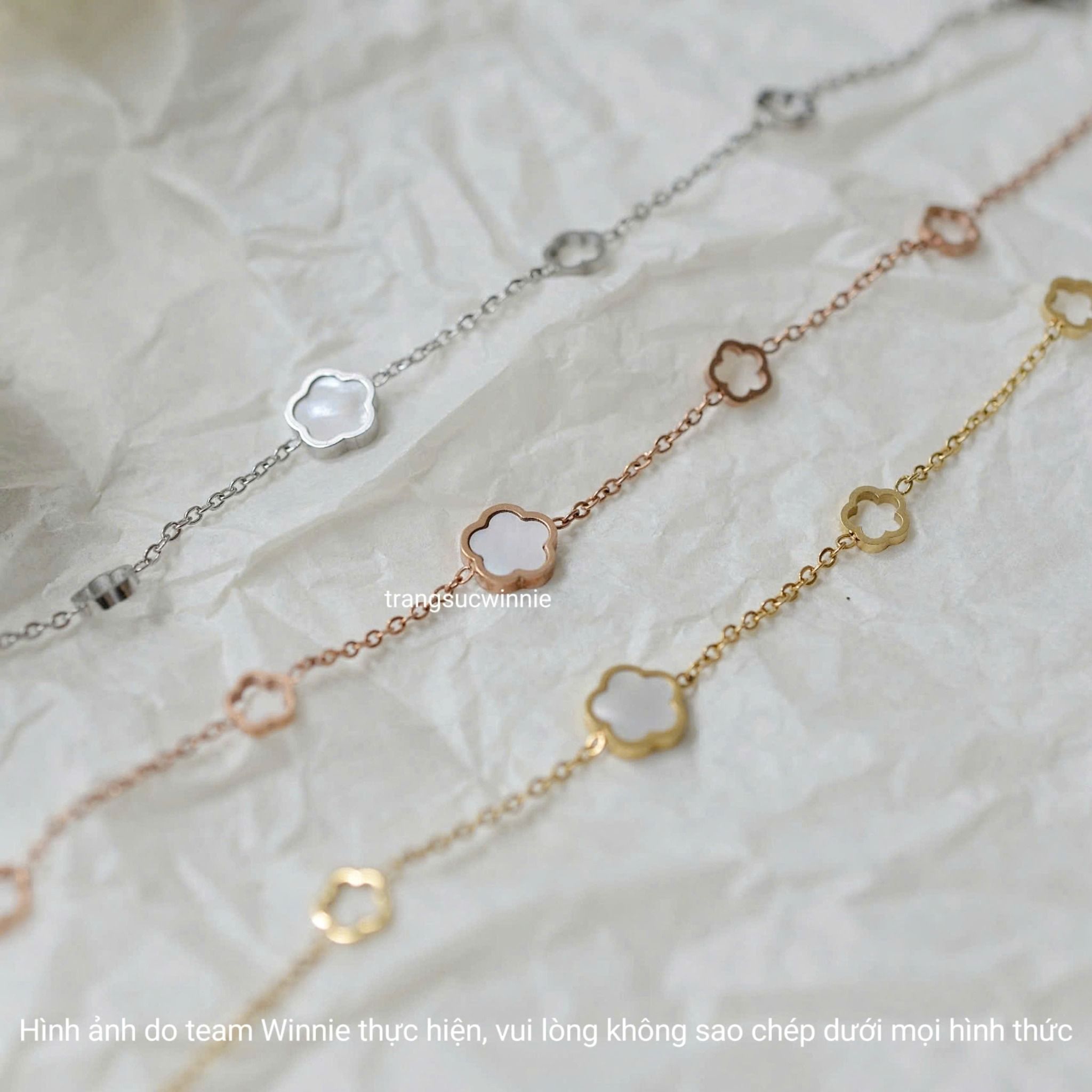  Lắc tay titan Hoa xà cừ 