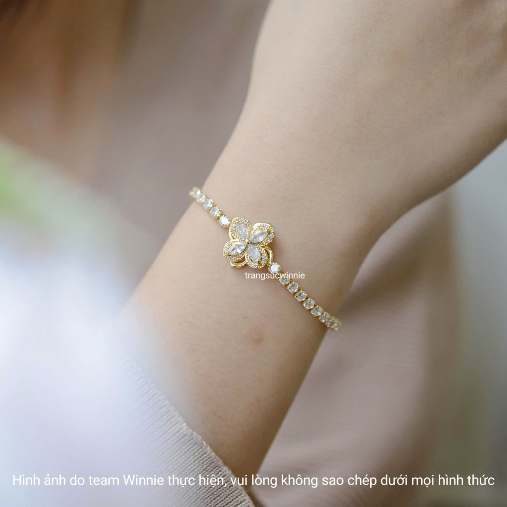  Lắc tay titan Hoa xoay VG 