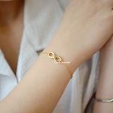  Lắc tay titan Infinity 