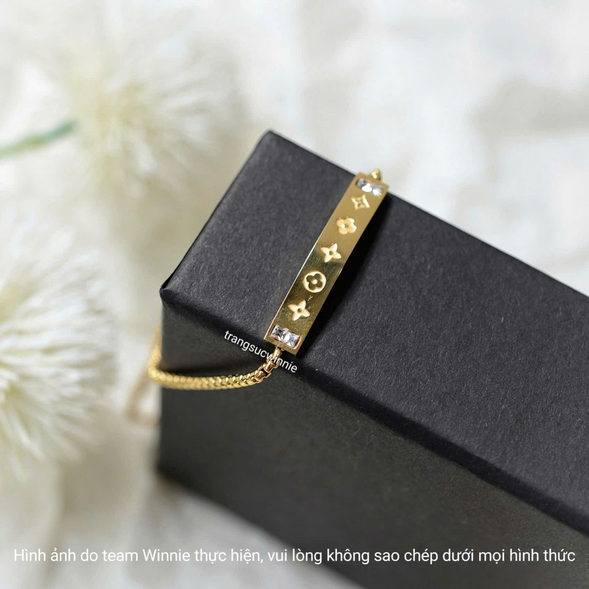  Lắc tay titan Louis tide 