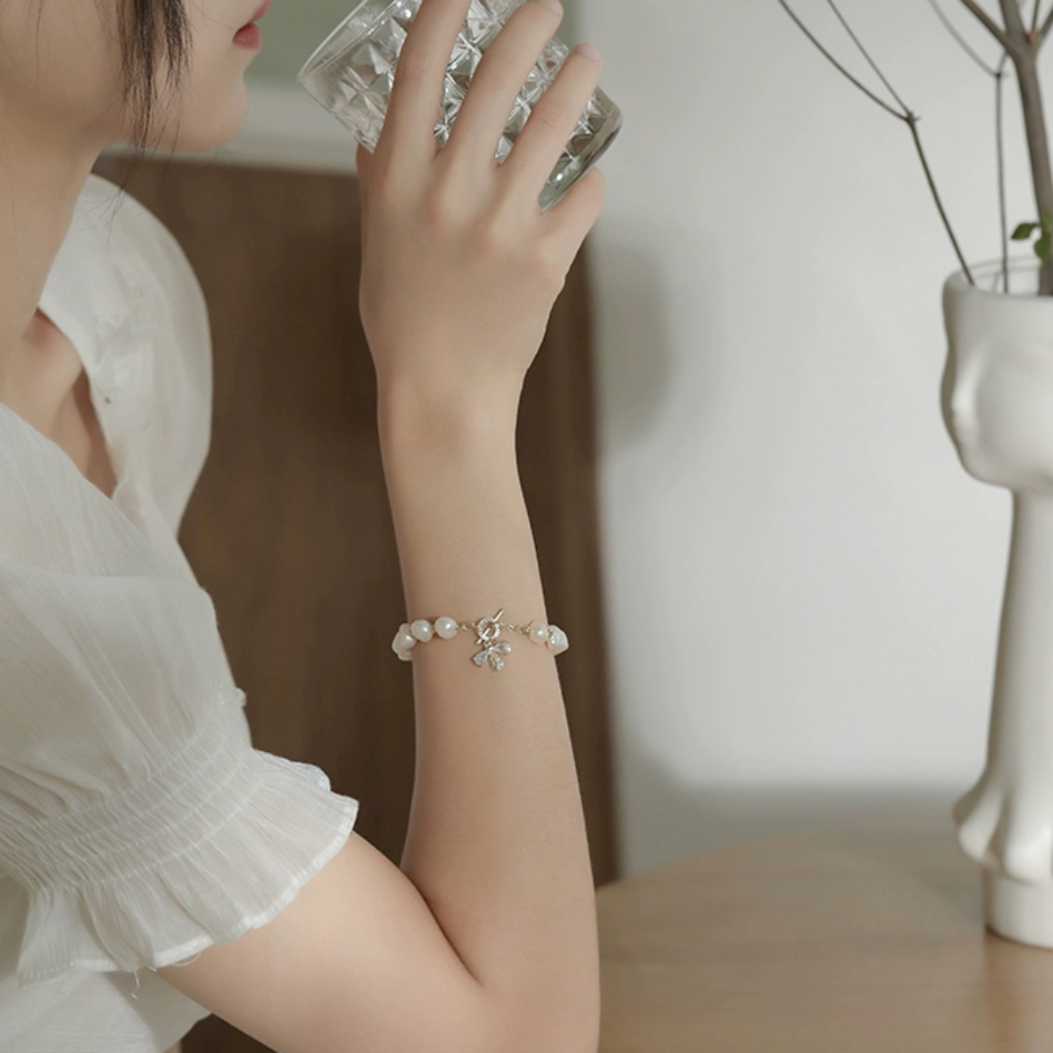  Lắc tay ngọc trai bee 