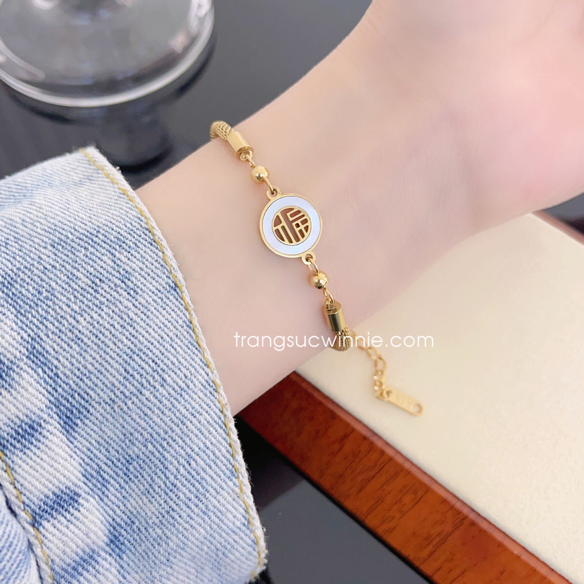  Lắc tay titan Phúc xà cừ 
