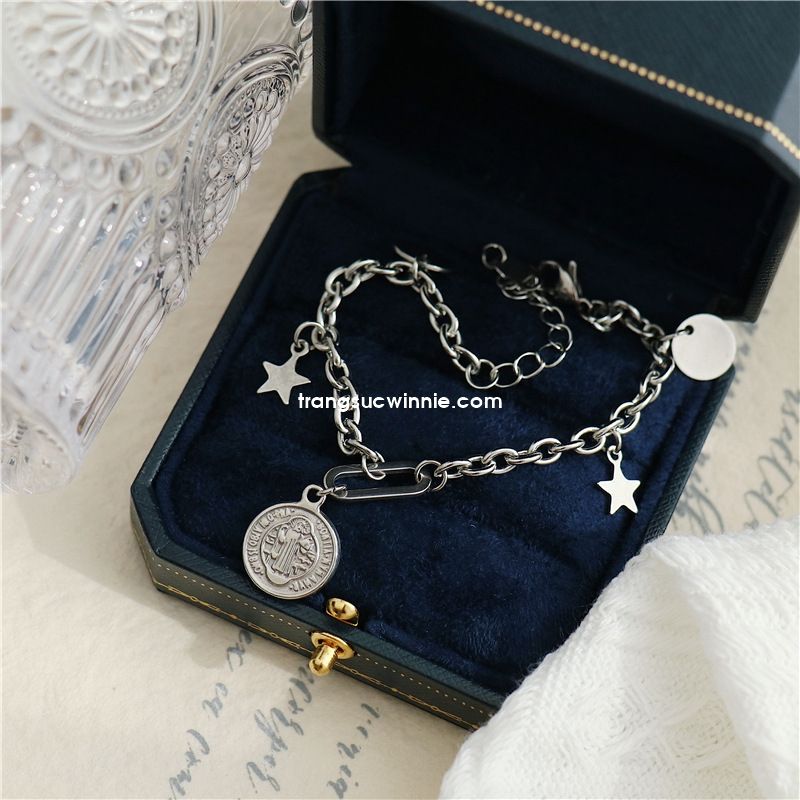  Lắc tay titan Star Queen 