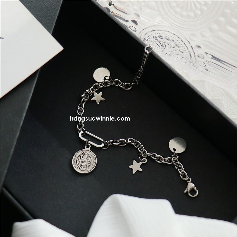  Lắc tay titan Star Queen 