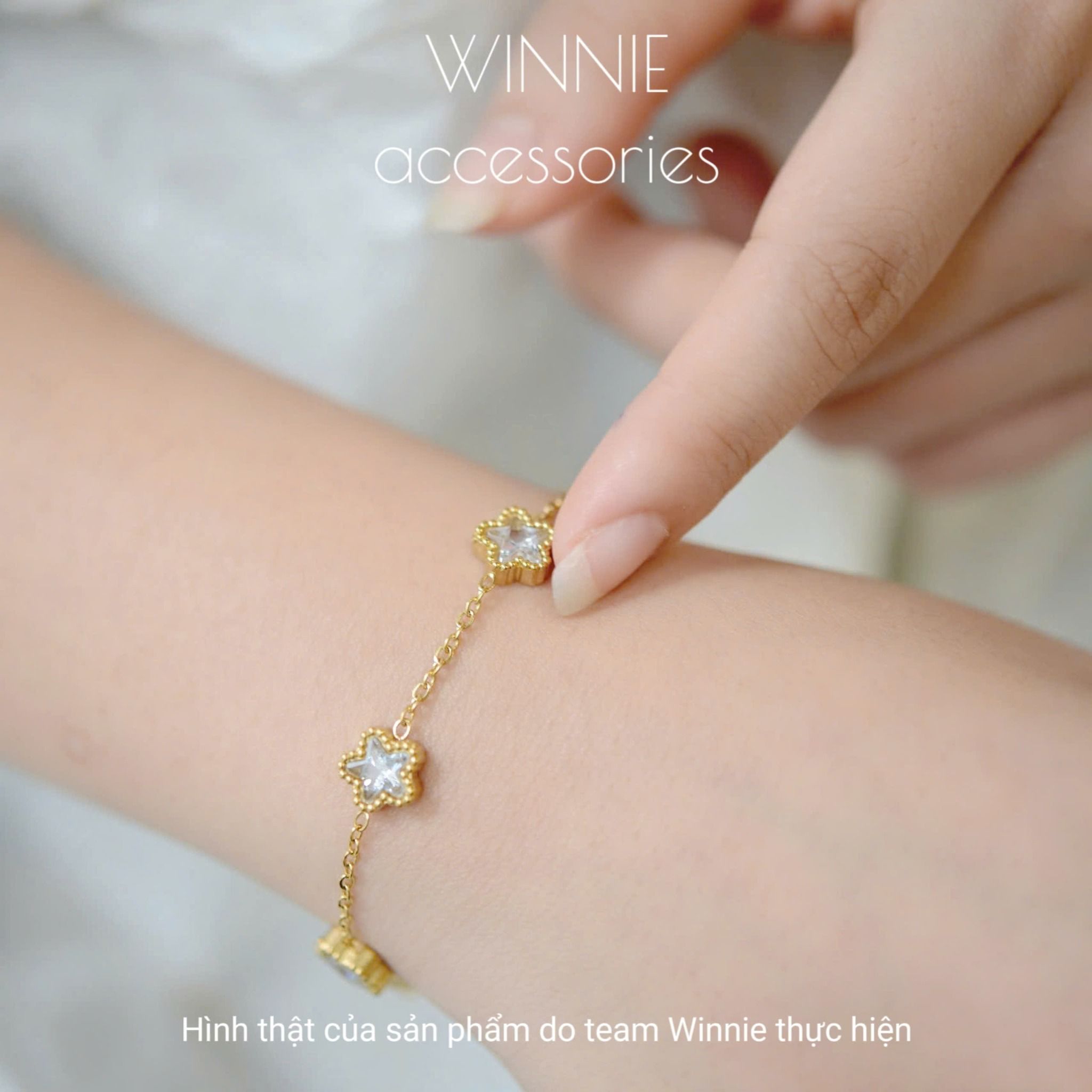  Lắc tay Titan Zircon Star 