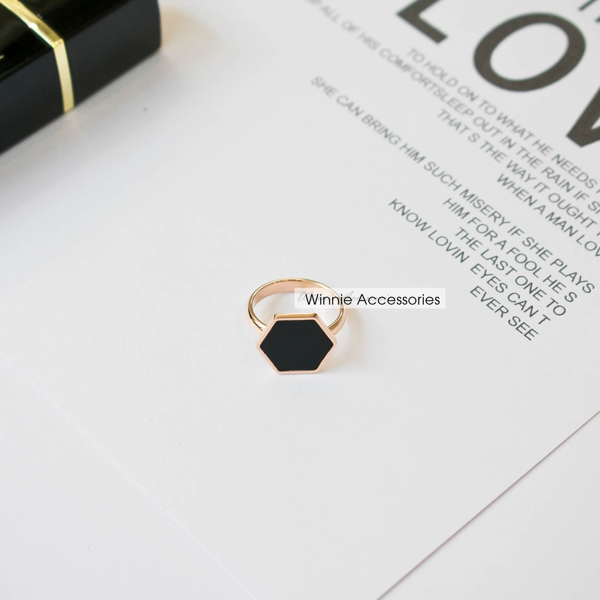  Nhẫn titan hexa 