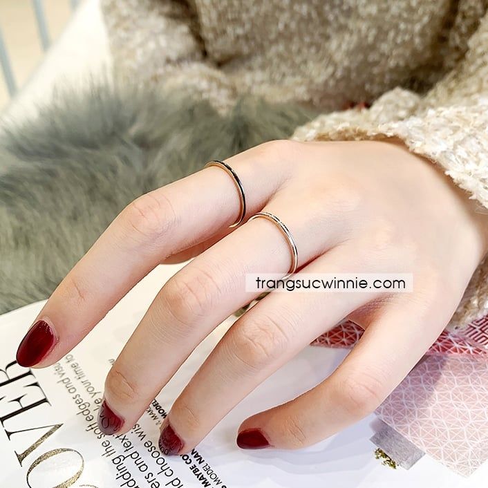  Nhẫn titan White midi 