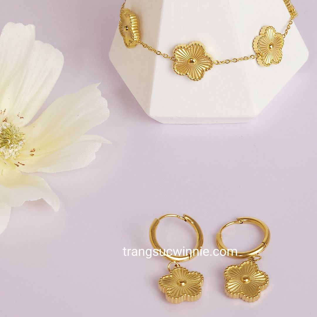  Hoa tai titan Ngũ Hoa 