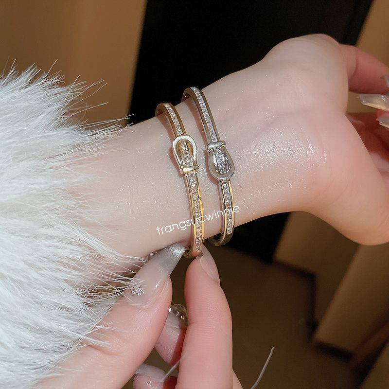  Vòng tay titan Belt Diamond 