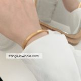  Vòng tay titan Crush Cuff 