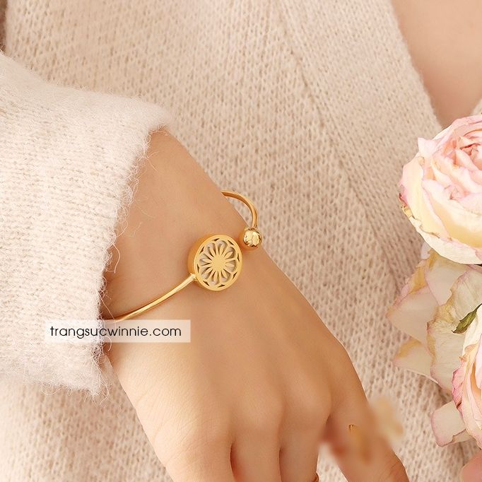  Vòng tay titan Sakura 