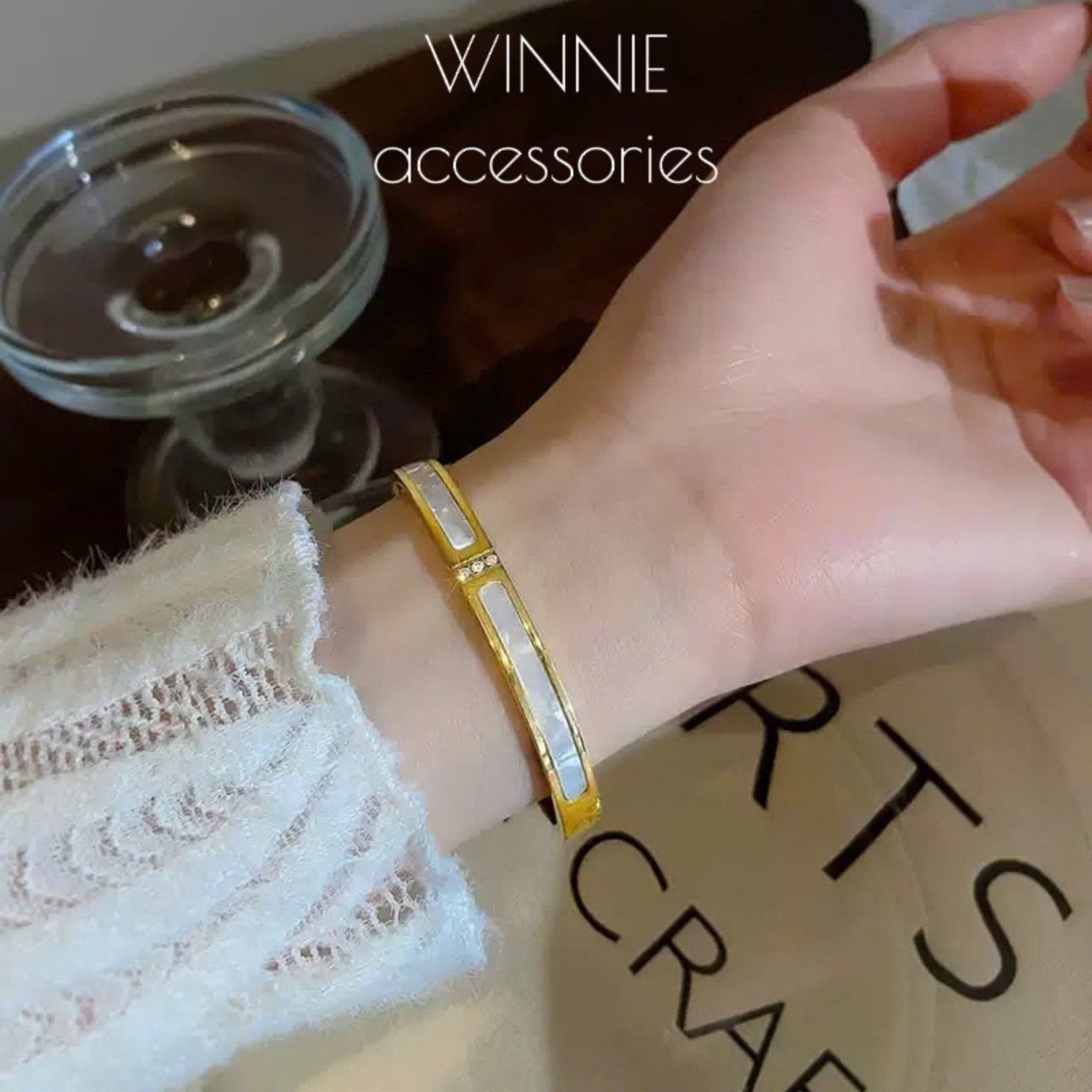  Vòng tay titan Xà Cừ 