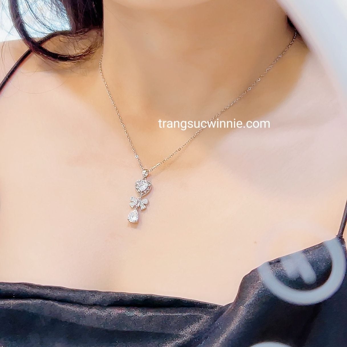  Dây chuyền titan Tim nơ 