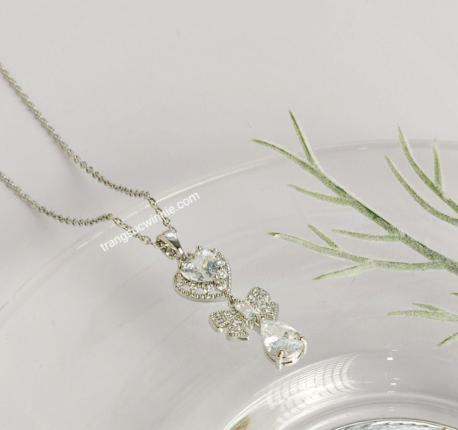  Dây chuyền titan Tim nơ 