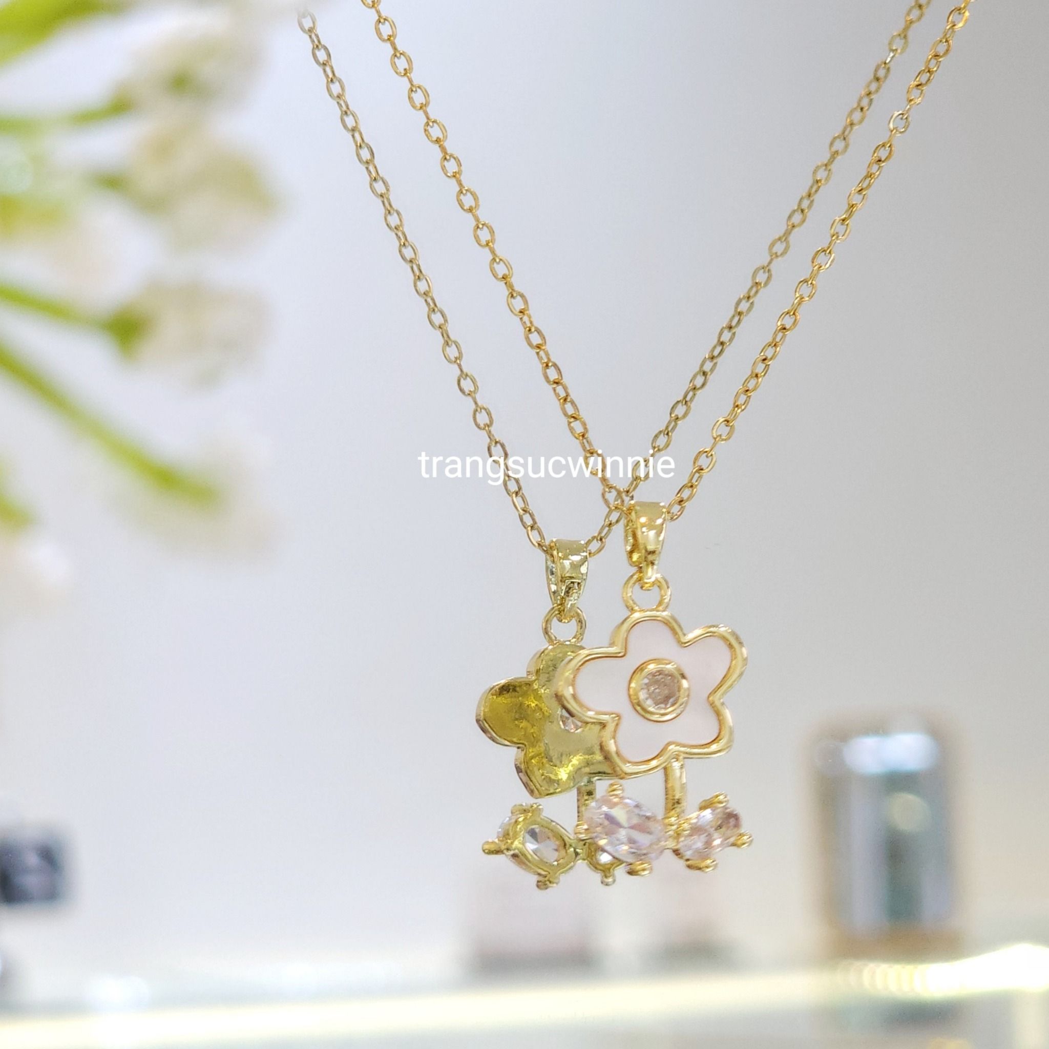  Dây chuyền titan Hoa thủy tiên 