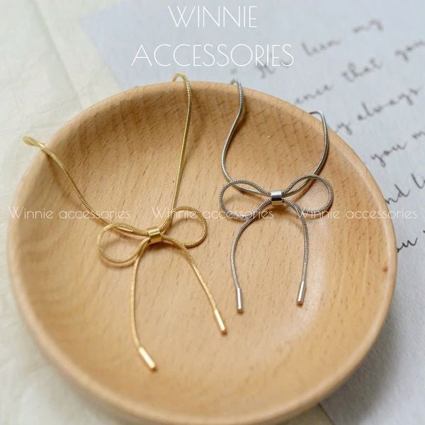  Lắc chân Titan Nơ 