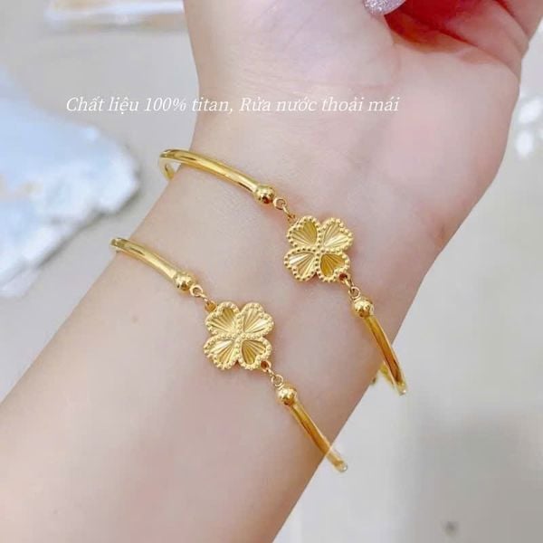  Lắc tay Titan Clover Tube 